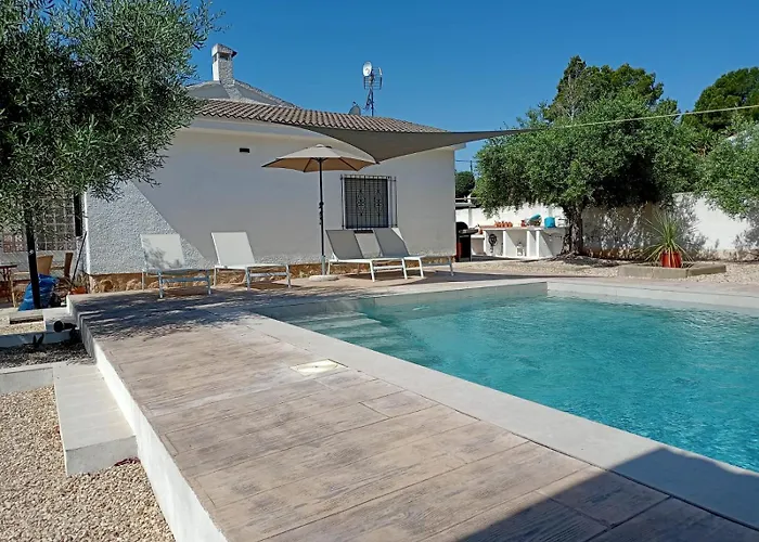 Cala Nirvana *